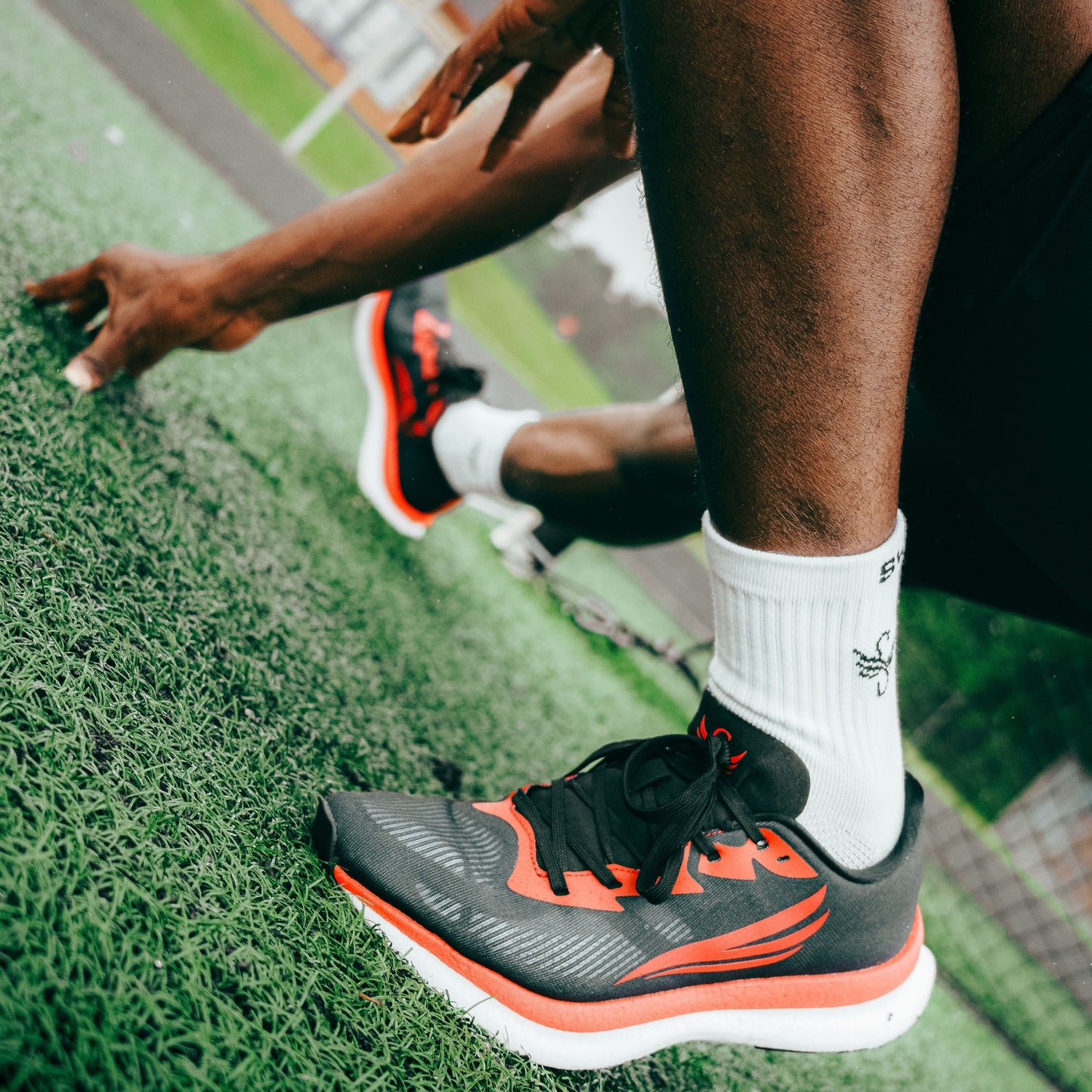 EQUUS Black Men Running Shoe