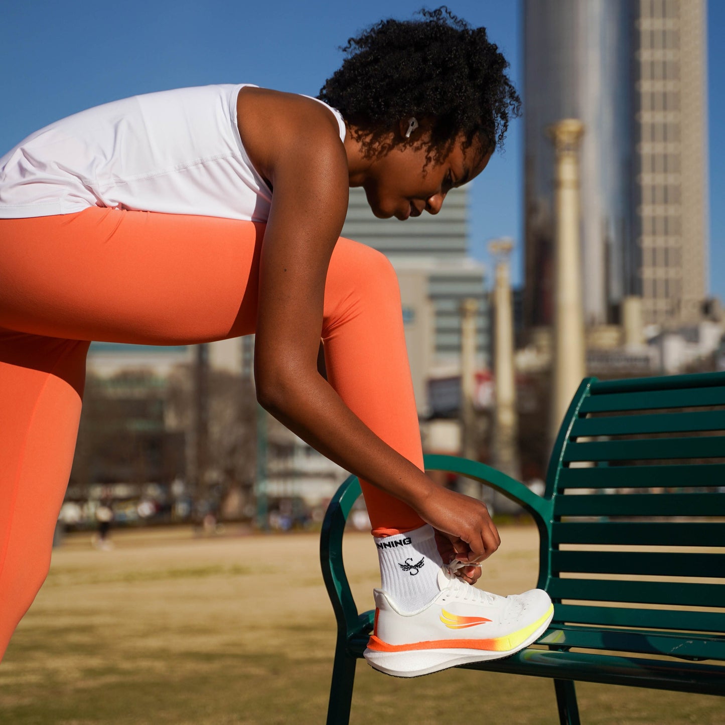 APUS White Women Running Shoe