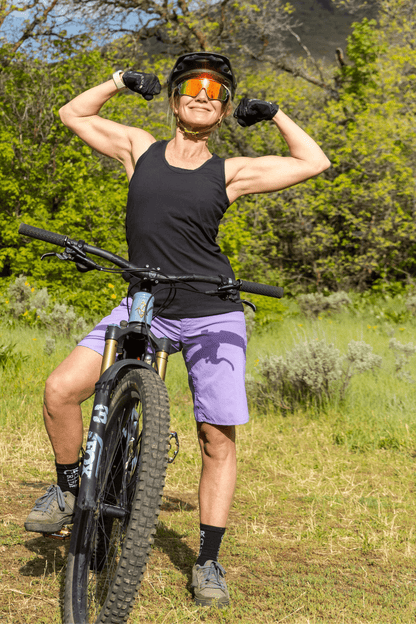 Women's Savvy Shorts 9"